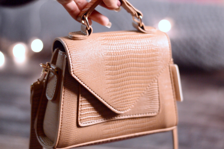 7 Best Quiet Luxury Handbags: Understated Elegance for 2024